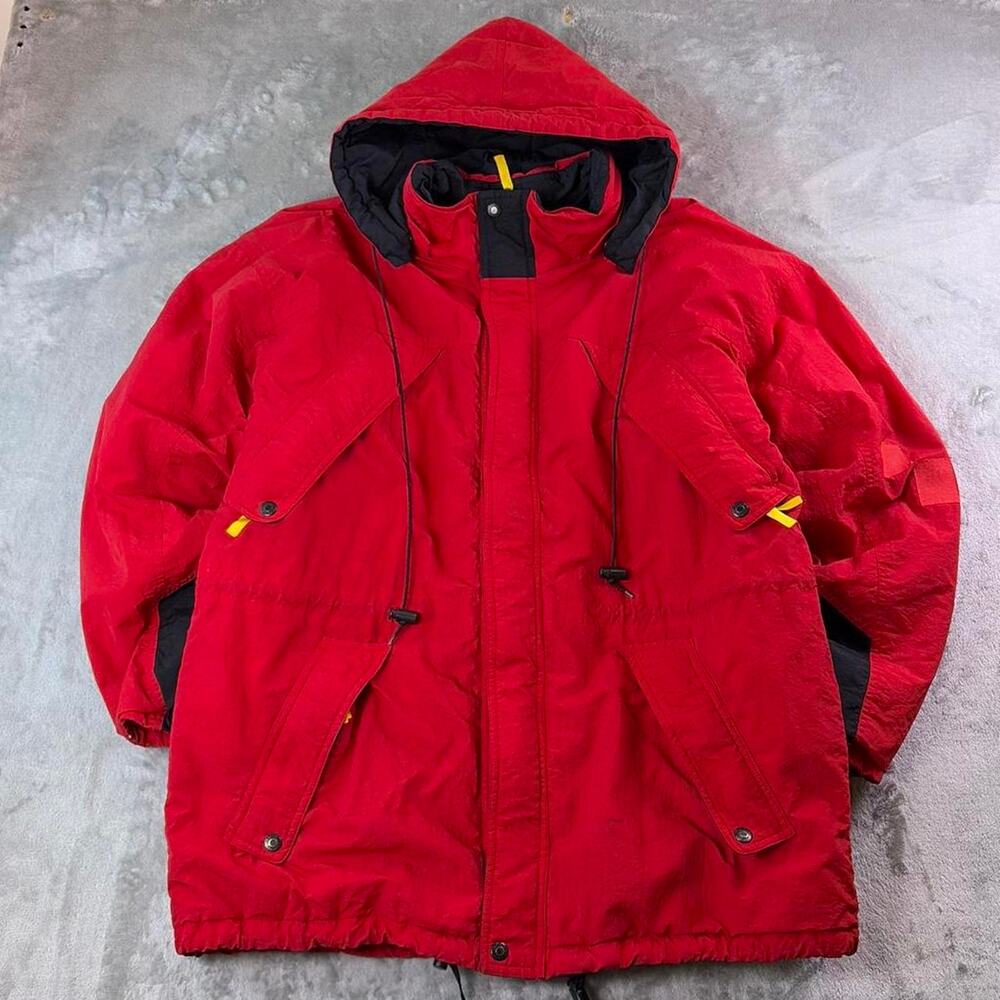VTG Marlboro Country Store Down Jacket Mens Medium Red Puffer Parka Distressed
